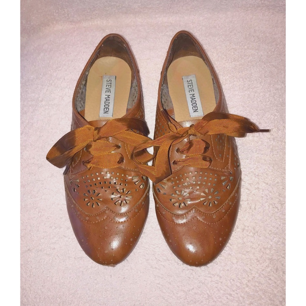 boho steve madden peekaboo flats w/ cutout design